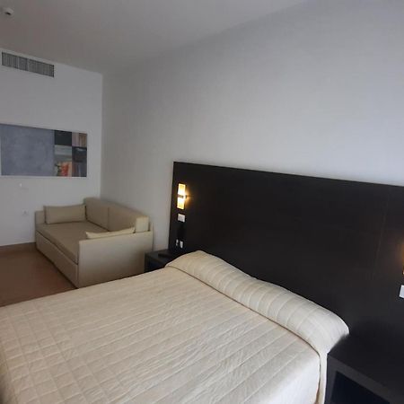 Moresco Park Hotel Sperlonga Exterior photo
