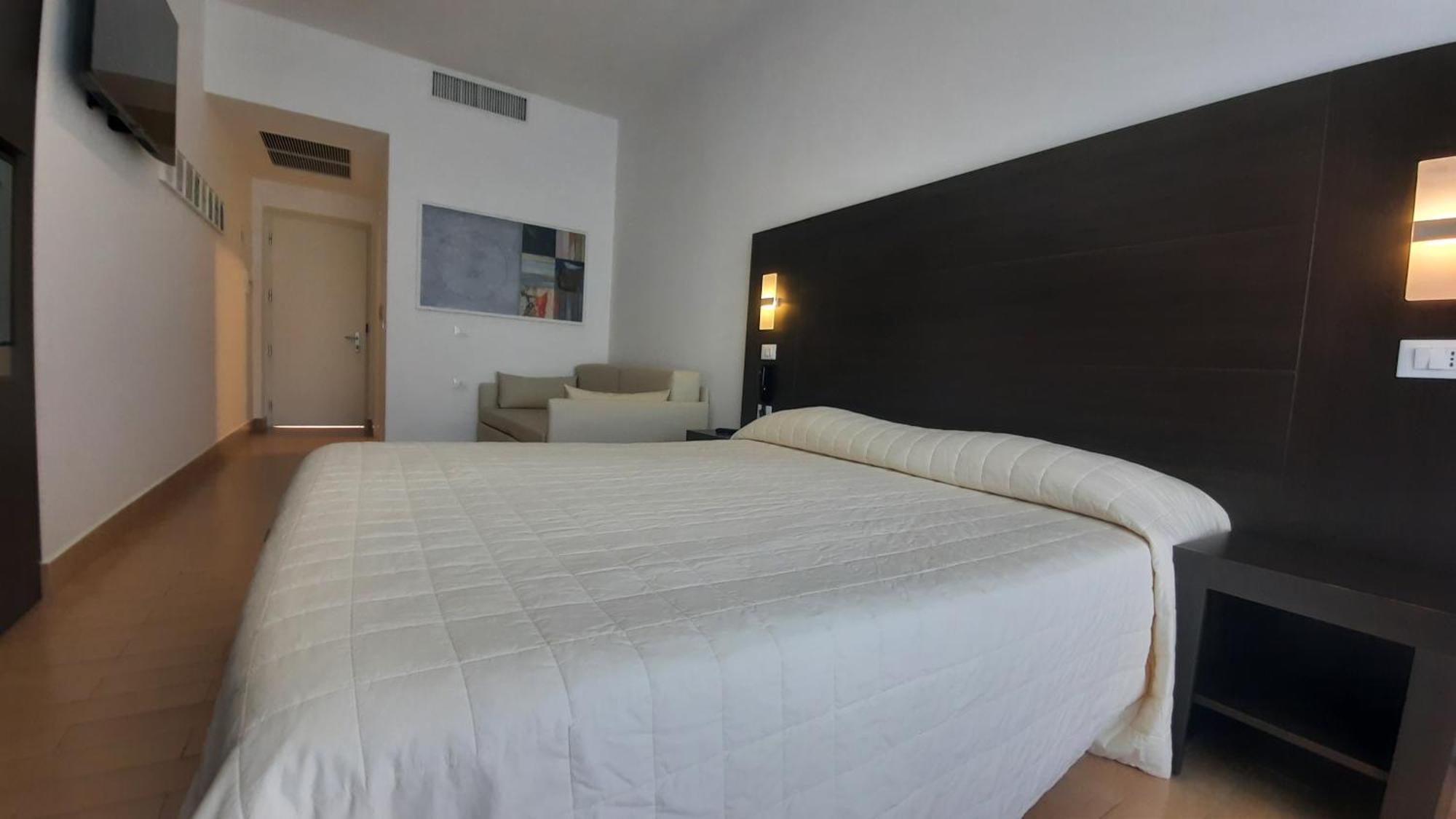Moresco Park Hotel Sperlonga Exterior photo