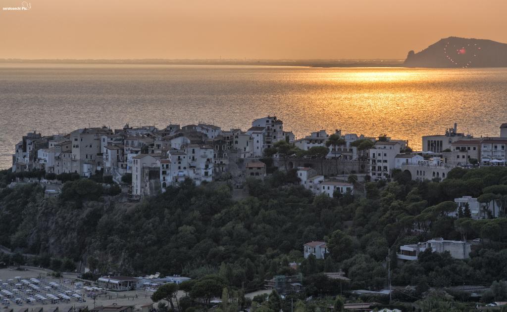 Moresco Park Hotel Sperlonga Exterior photo